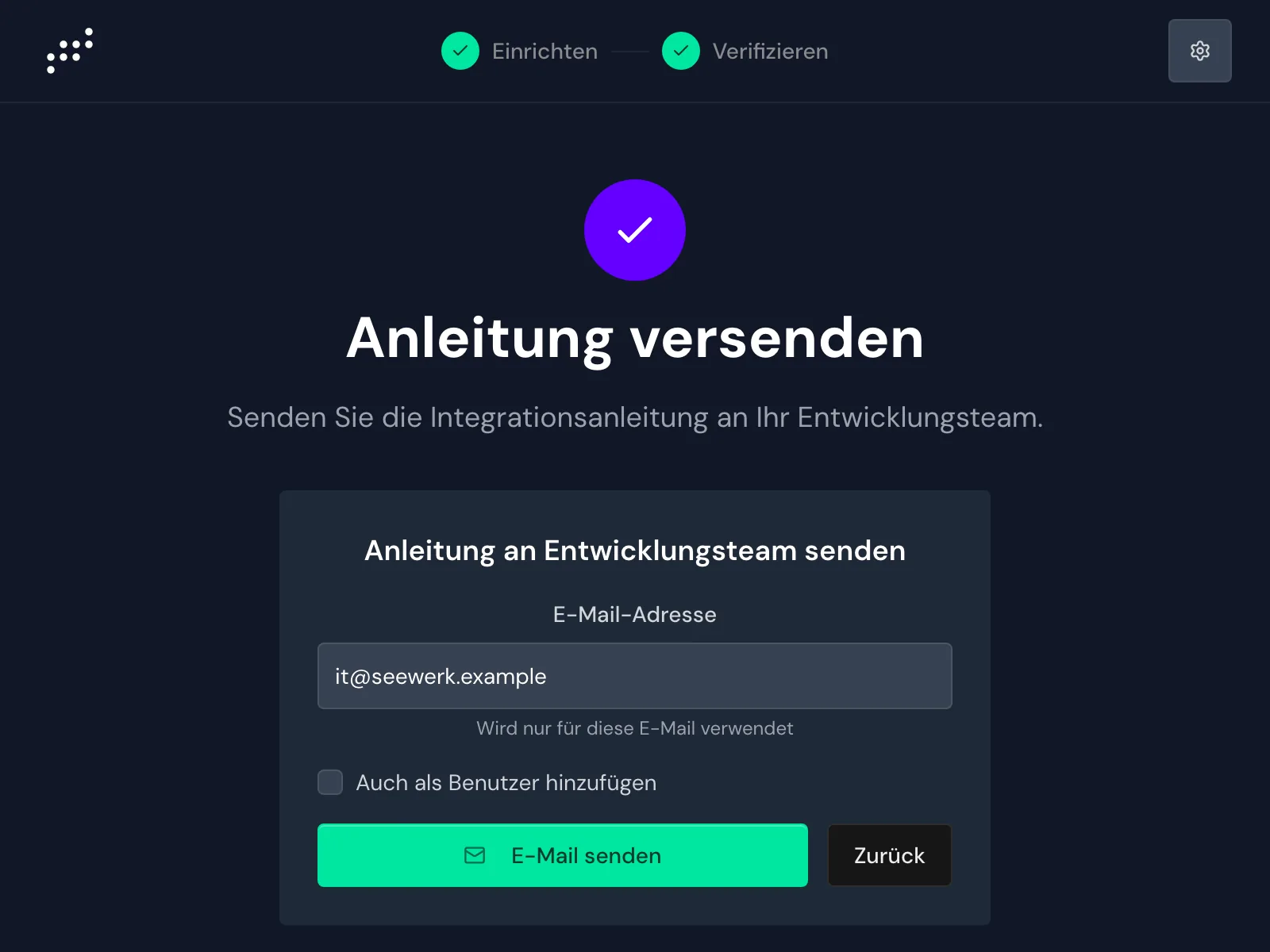 Das Formular Anleitung versenden mit dem Feld E-Mail-Adresse und der Option Auch als Benutzer hinzufügen